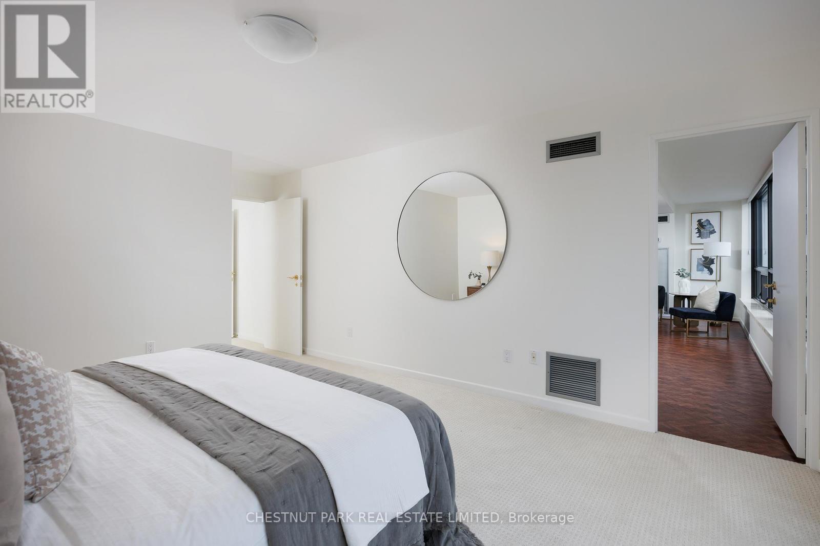 Photo 26 of 1903 62 Wellesley Street W, Toronto ON