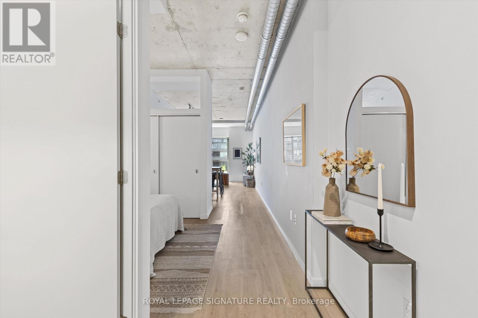 Photo 2 of 707 170 Bayview Avenue, Toronto ON