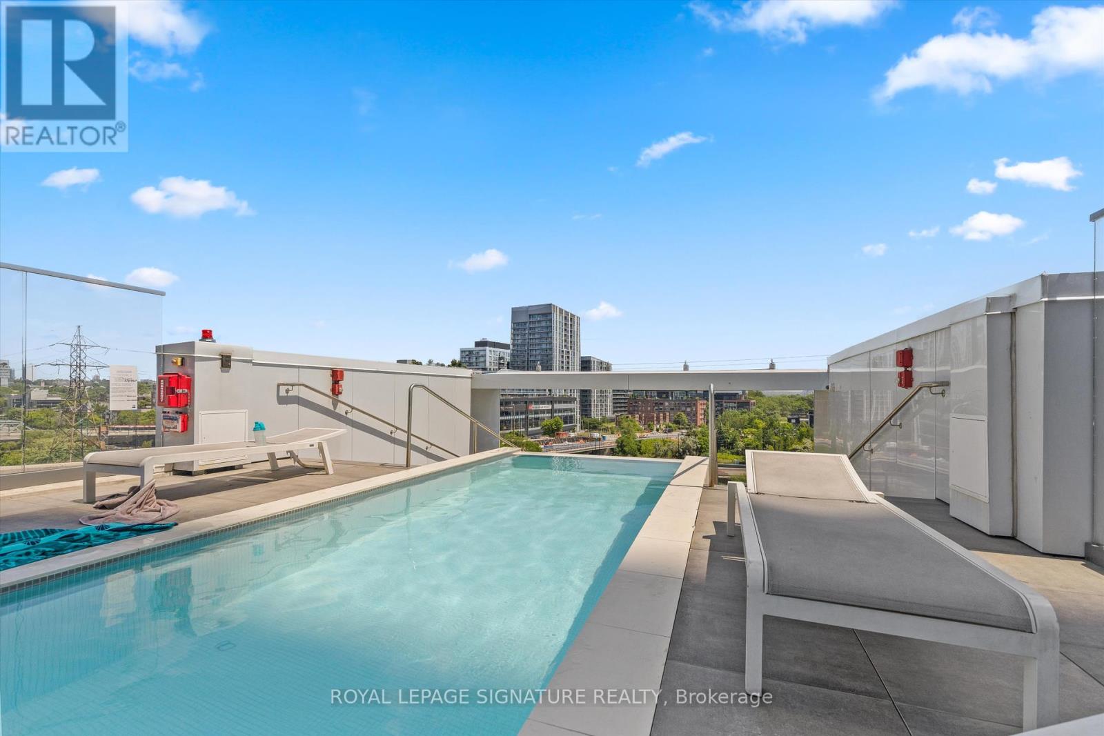 Photo 31 of 707 170 Bayview Avenue, Toronto ON