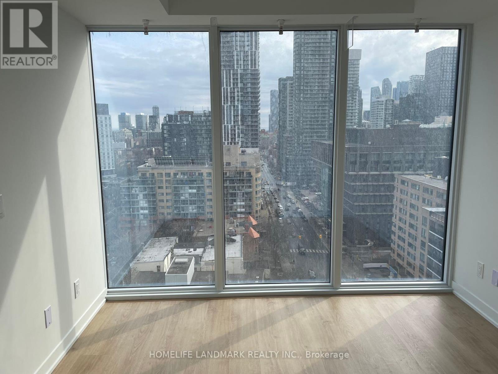 Photo 8 of 1601 319 Javis Street, Toronto ON