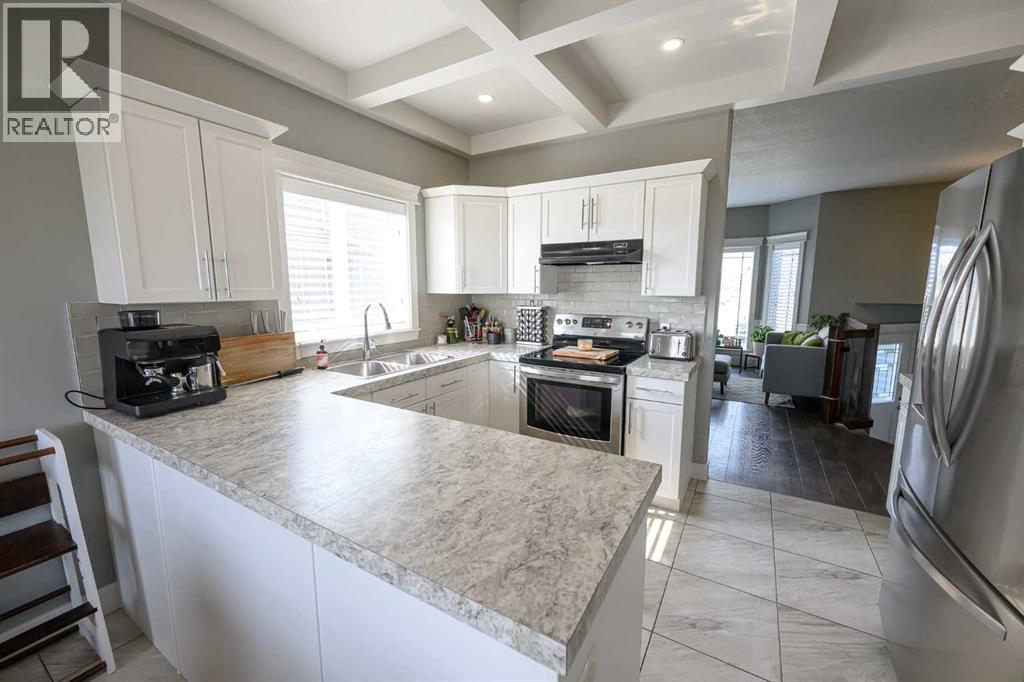Photo 11 of 10601 113 Street, Grande Prairie AB