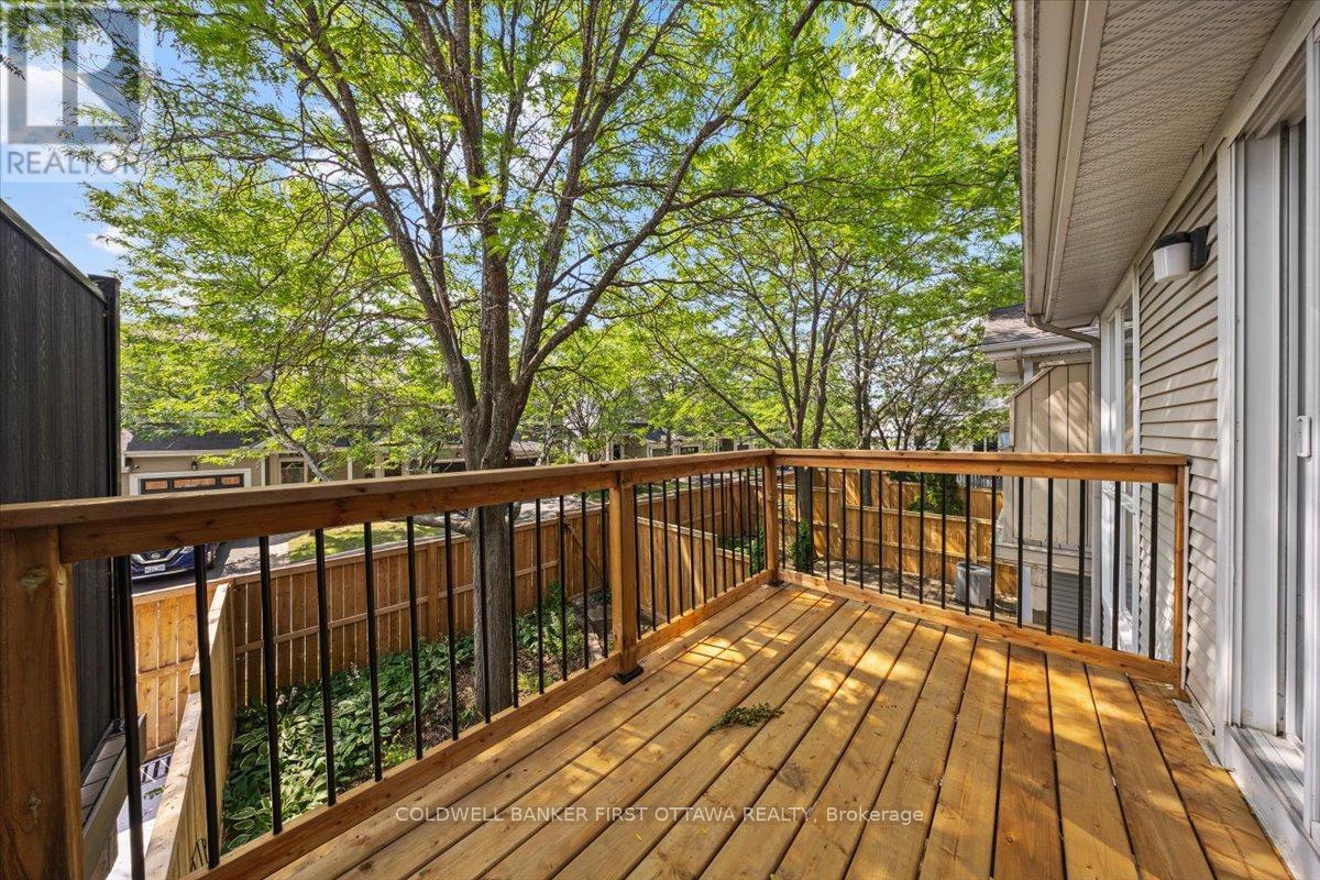 Photo 12 of 18 Maxton Private, Ottawa ON