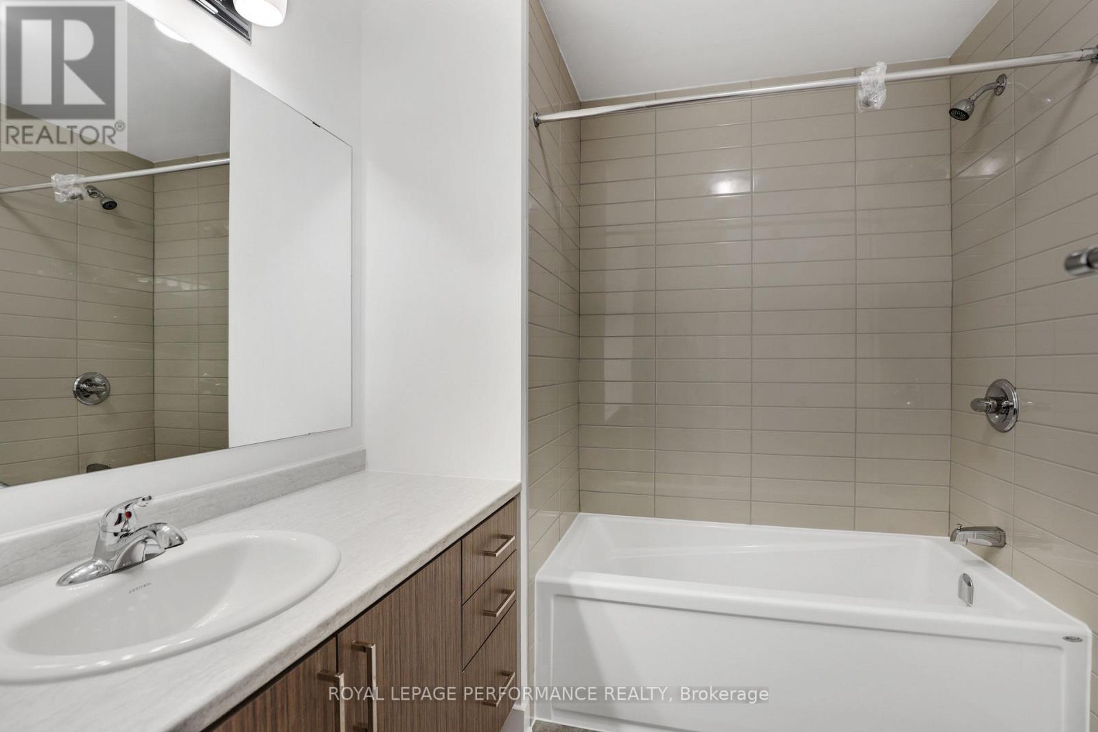 Photo 29 of A 32 Dun Skipper Way, Ottawa ON