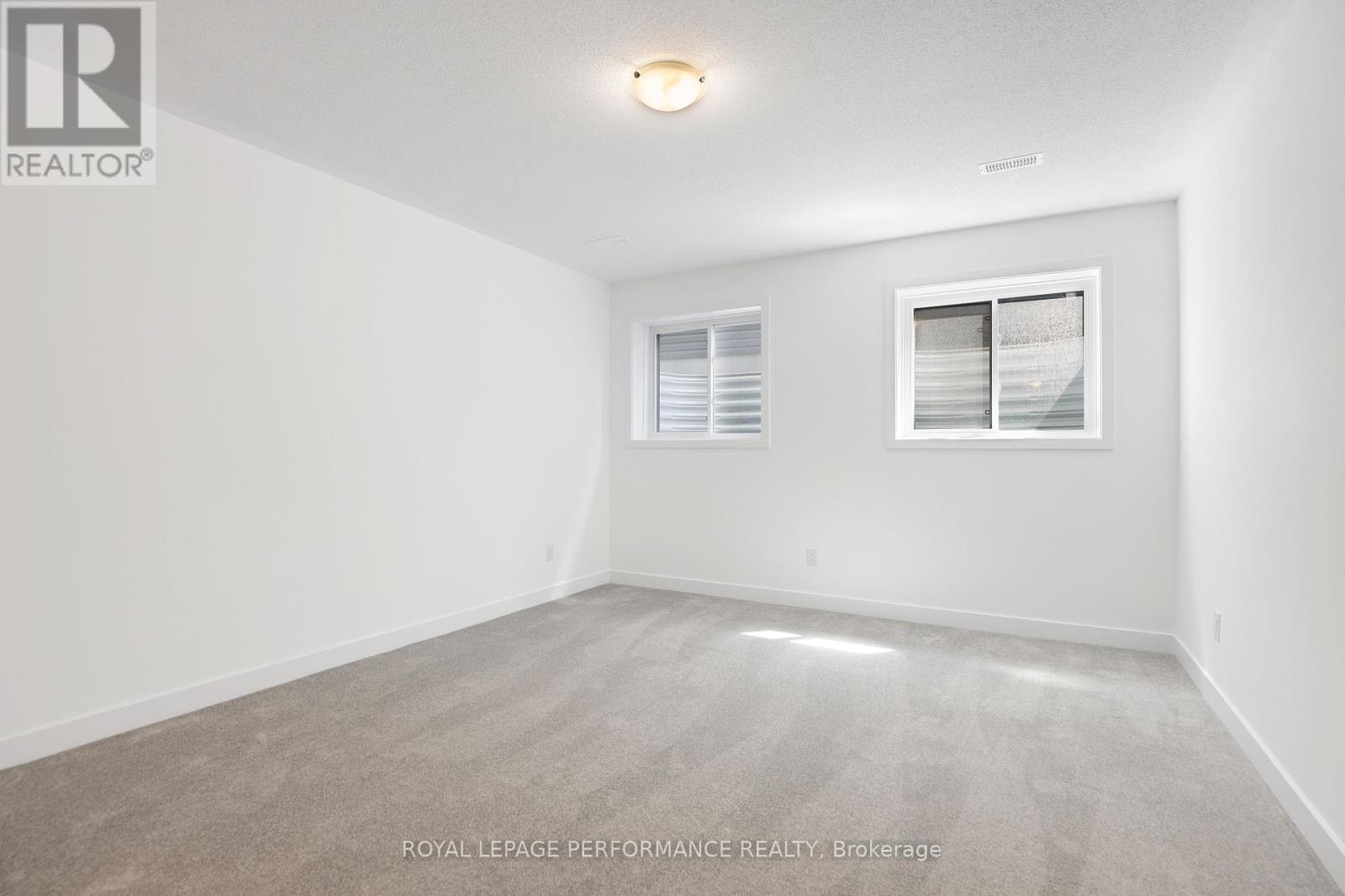 Photo 38 of A 32 Dun Skipper Way, Ottawa ON