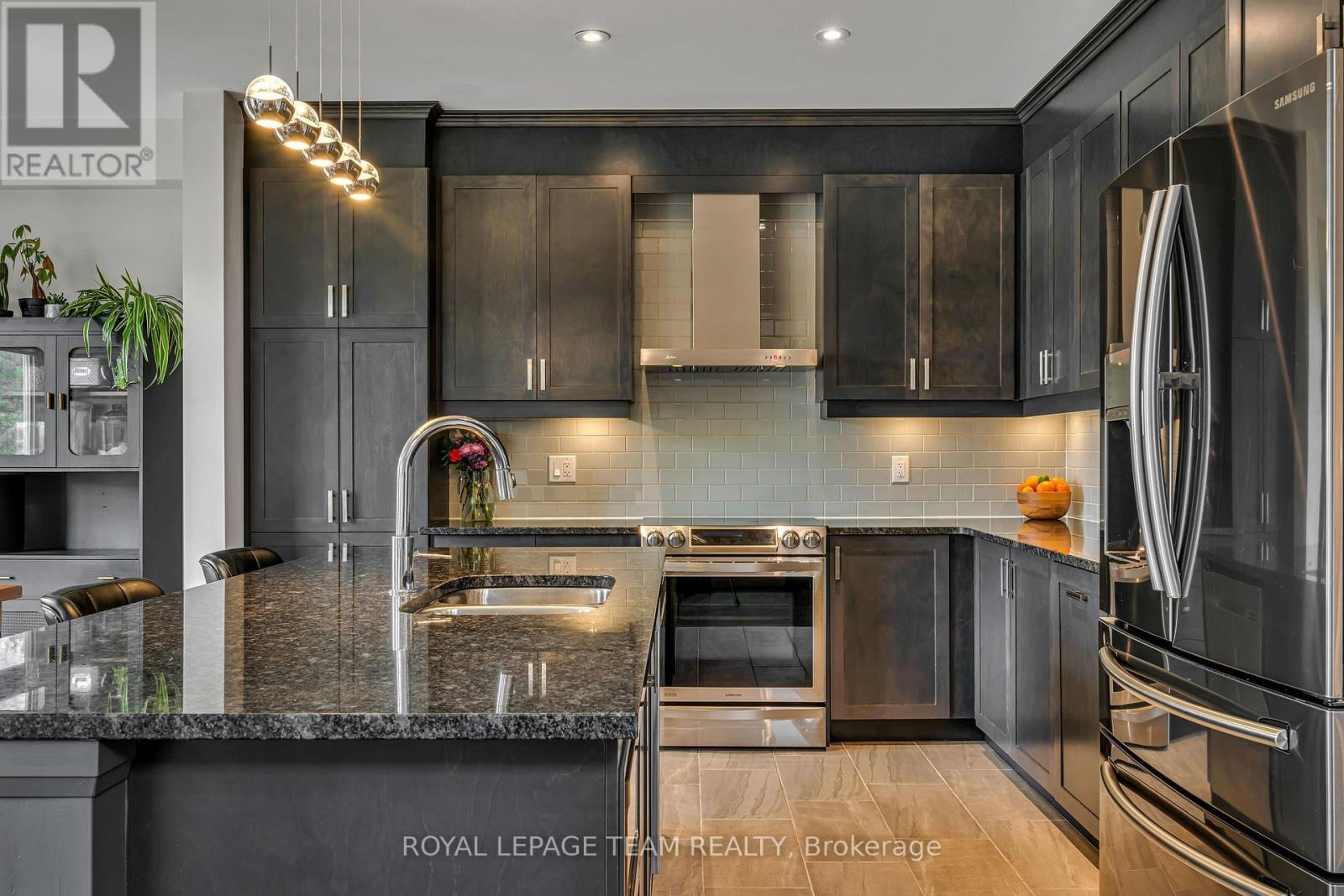 Photo 15 of 1201 De Pencier Drive, North Grenville ON