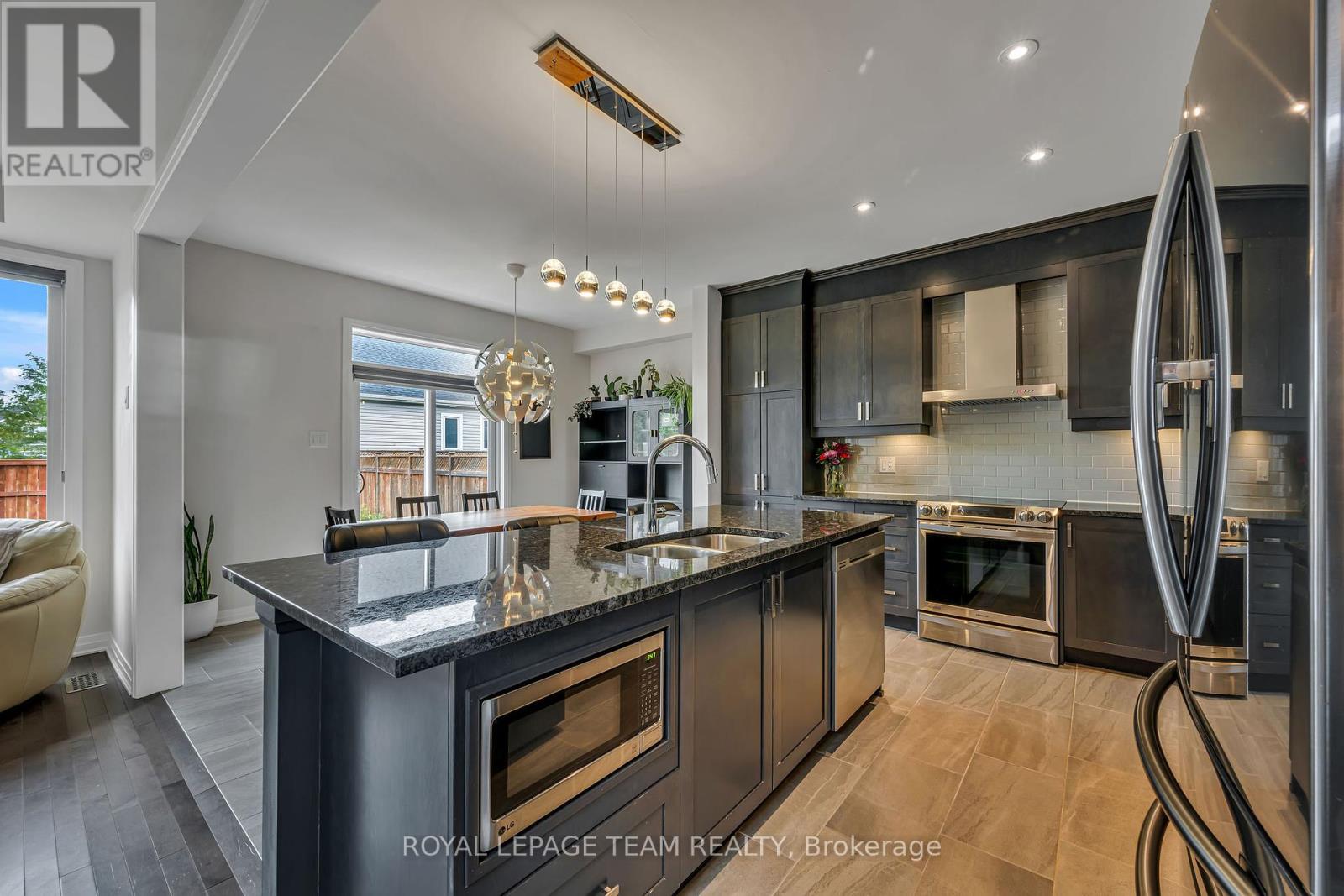 Photo 16 of 1201 De Pencier Drive, North Grenville ON