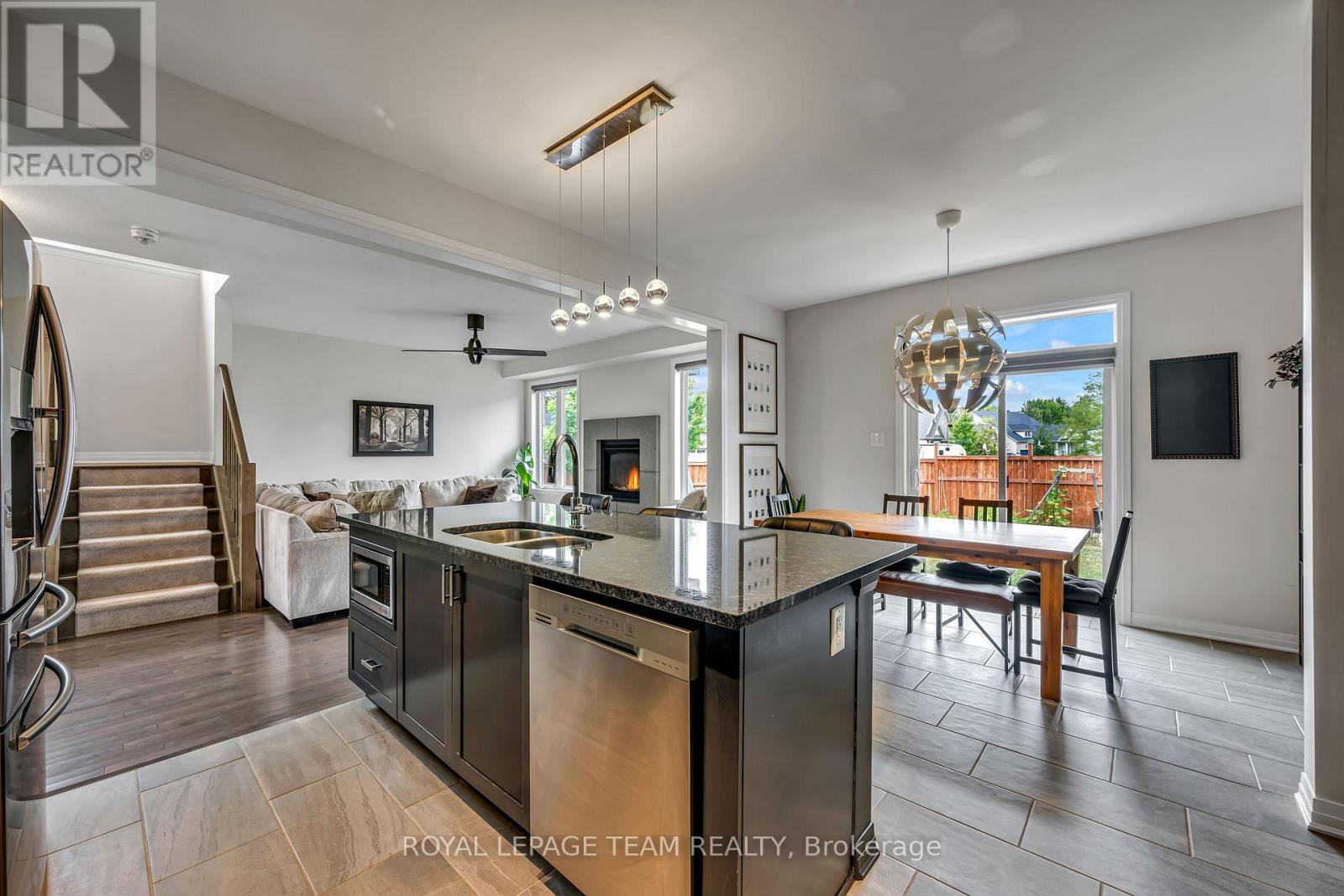 Photo 17 of 1201 De Pencier Drive, North Grenville ON