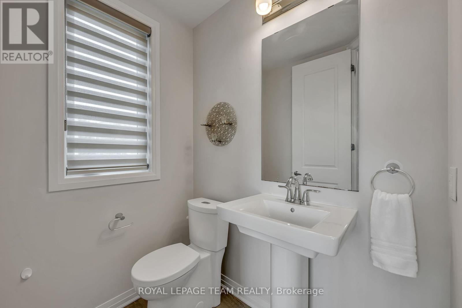 Photo 5 of 1201 De Pencier Drive, North Grenville ON