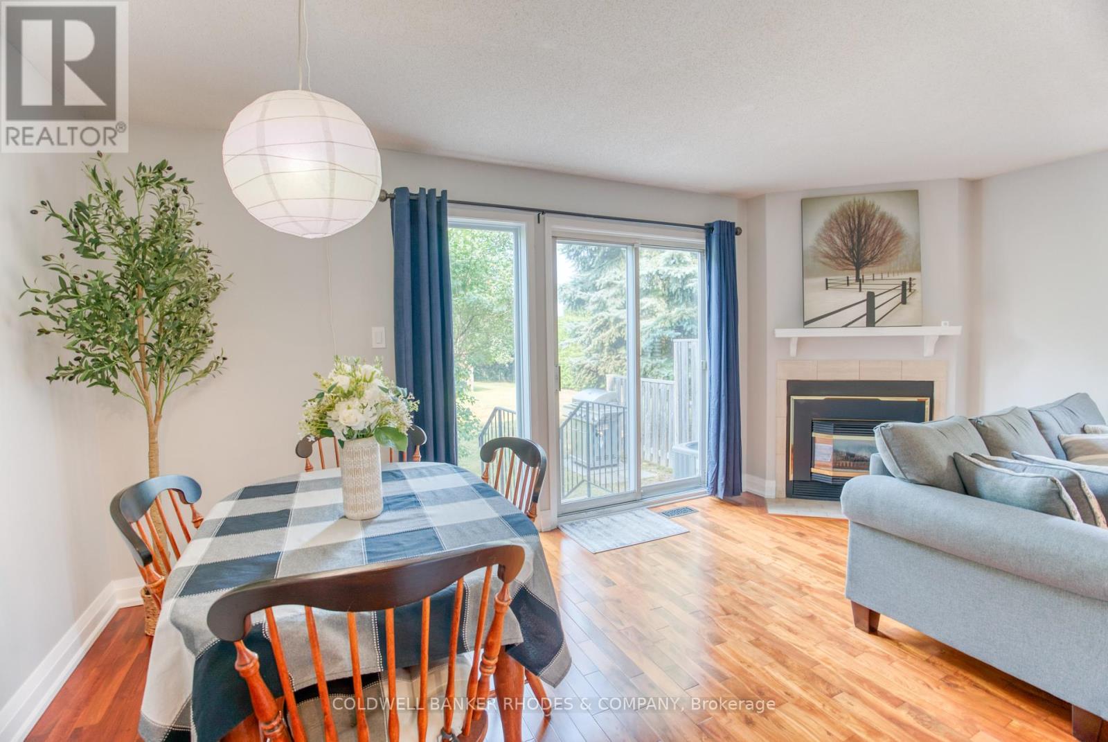 Photo 11 of 2 Saxton Private, Ottawa ON