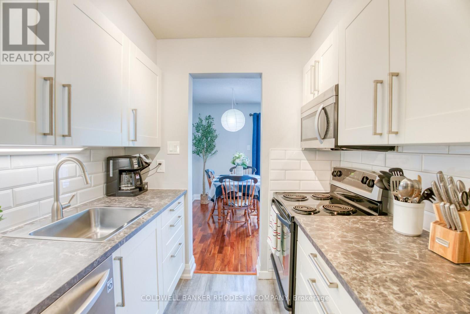 Photo 15 of 2 Saxton Private, Ottawa ON