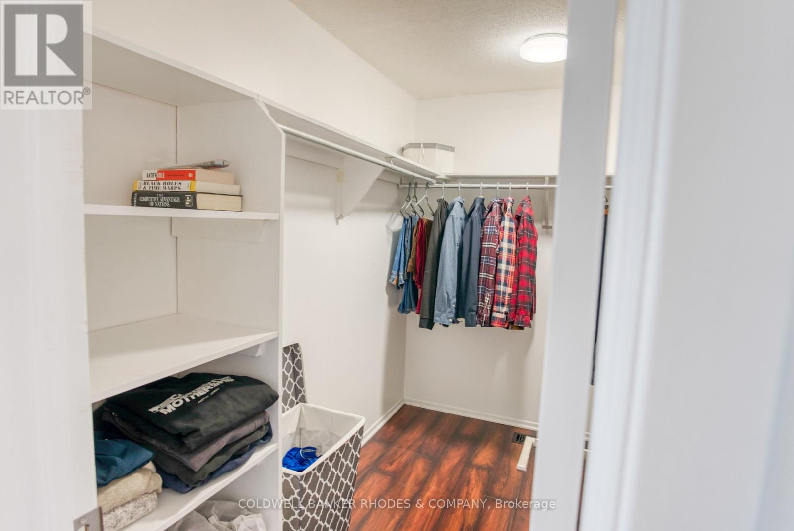 Photo 25 of 2 Saxton Private, Ottawa ON