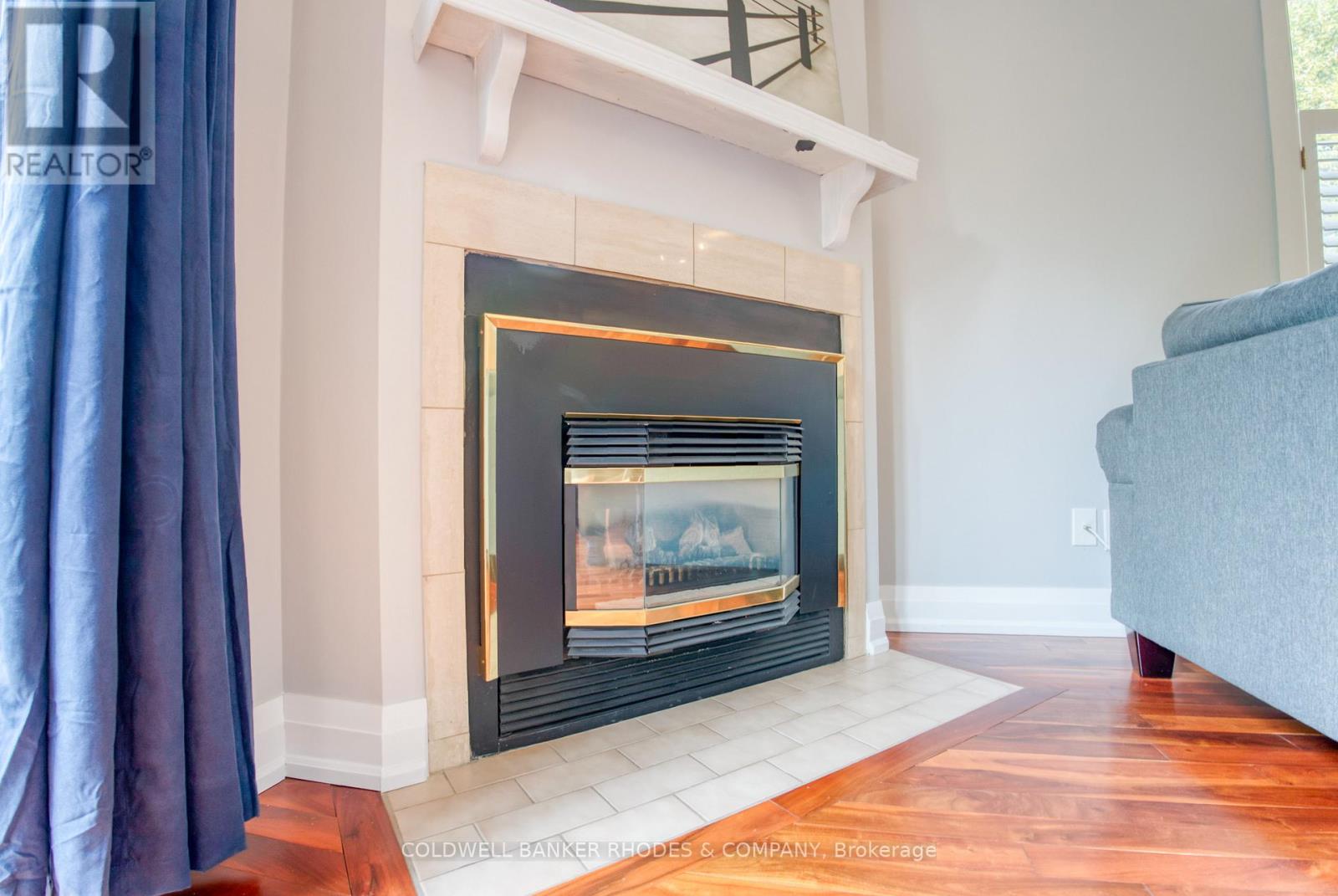 Photo 7 of 2 Saxton Private, Ottawa ON