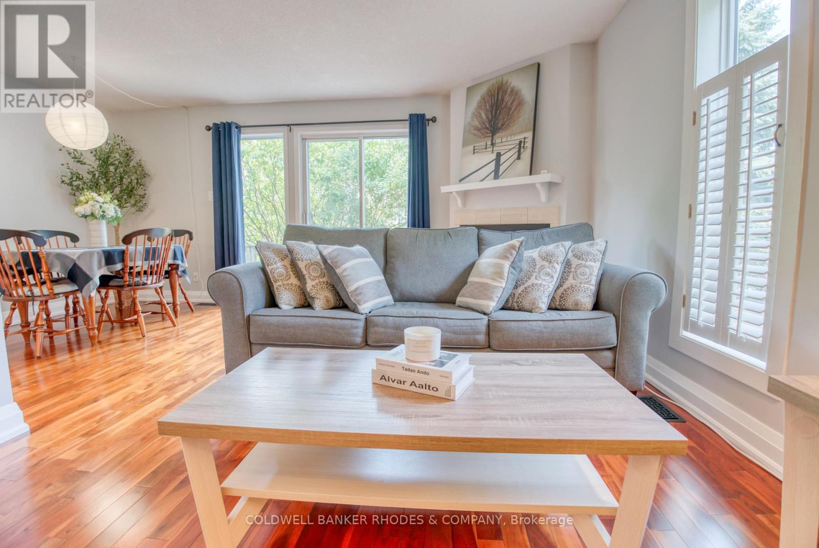 Photo 9 of 2 Saxton Private, Ottawa ON
