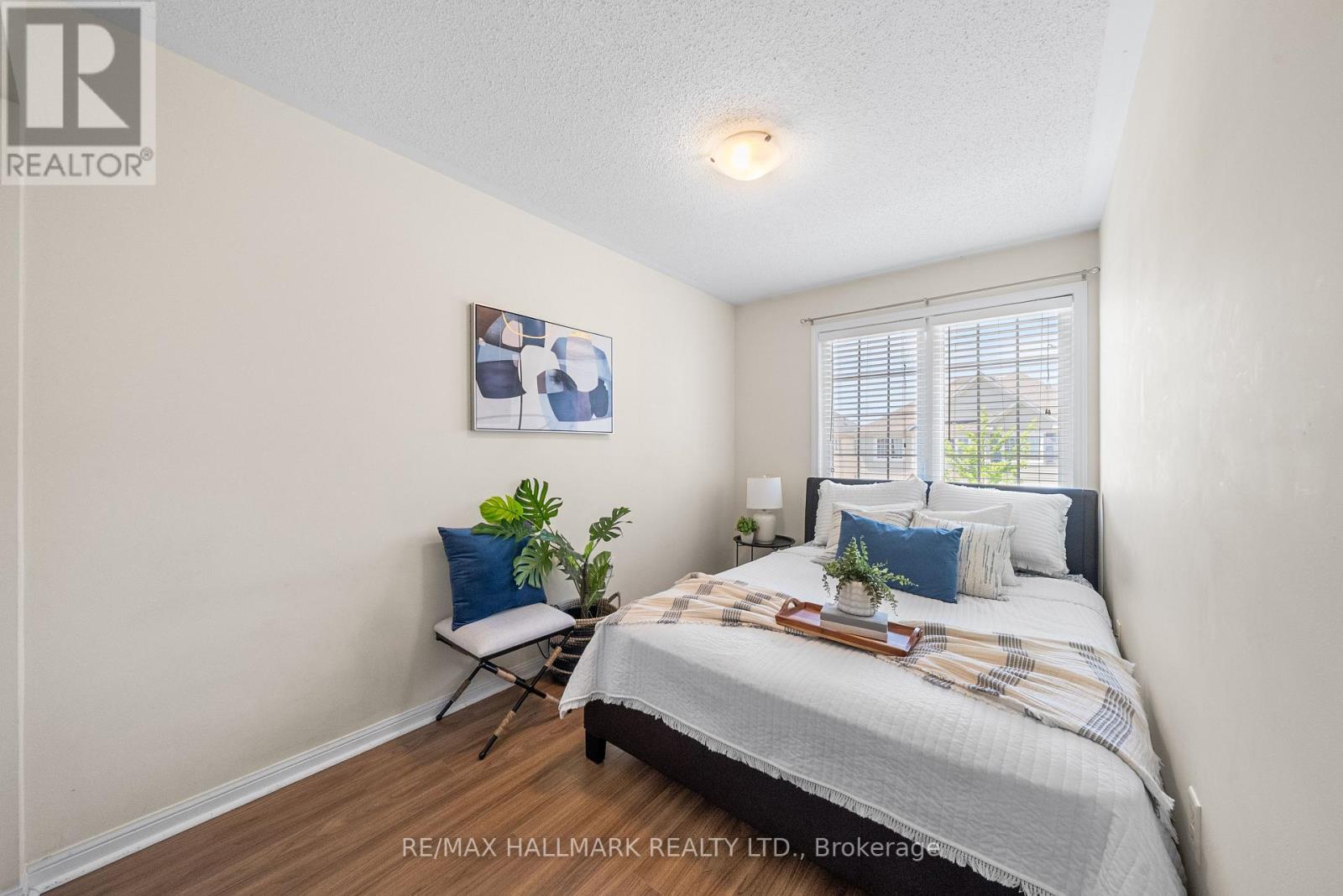 Photo 25 of 15 Snowgoose Terrace, Toronto ON