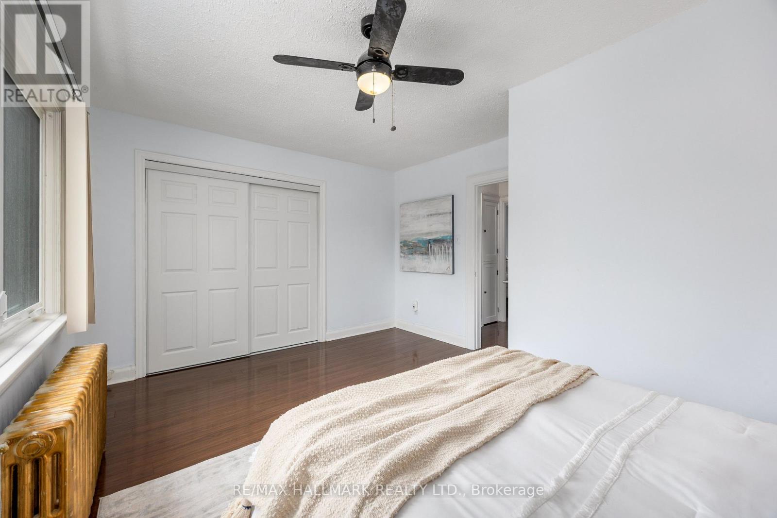 Photo 17 of 236 Dewhurst Boulevard N, Toronto ON
