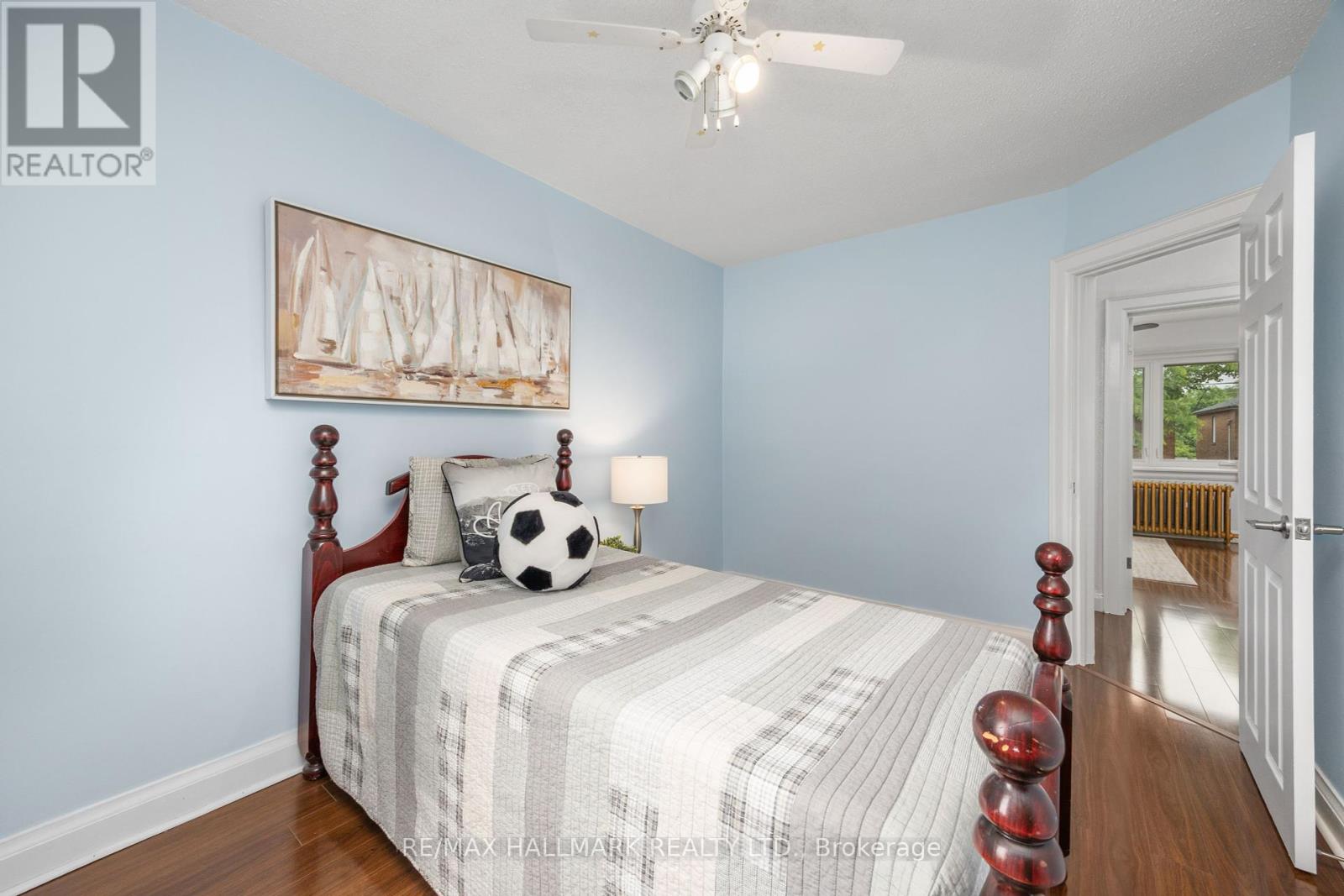 Photo 21 of 236 Dewhurst Boulevard N, Toronto ON