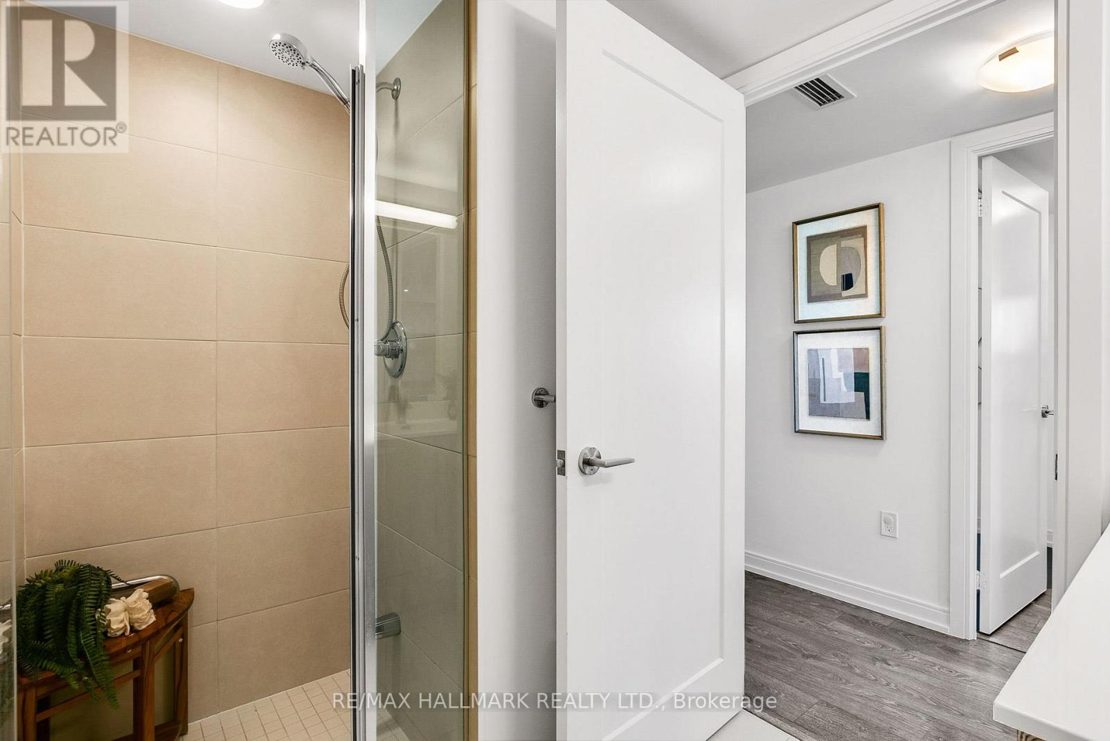 Photo 19 of 522 275 Village Green Square, Toronto ON
