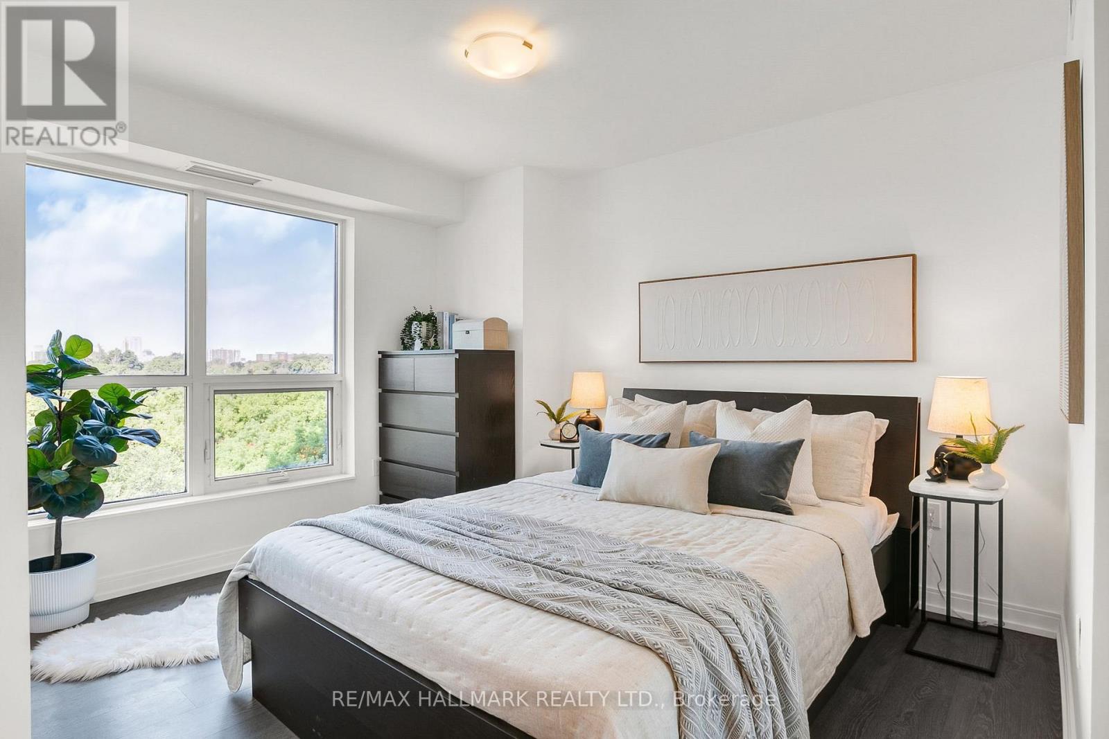 Photo 20 of 522 275 Village Green Square, Toronto ON
