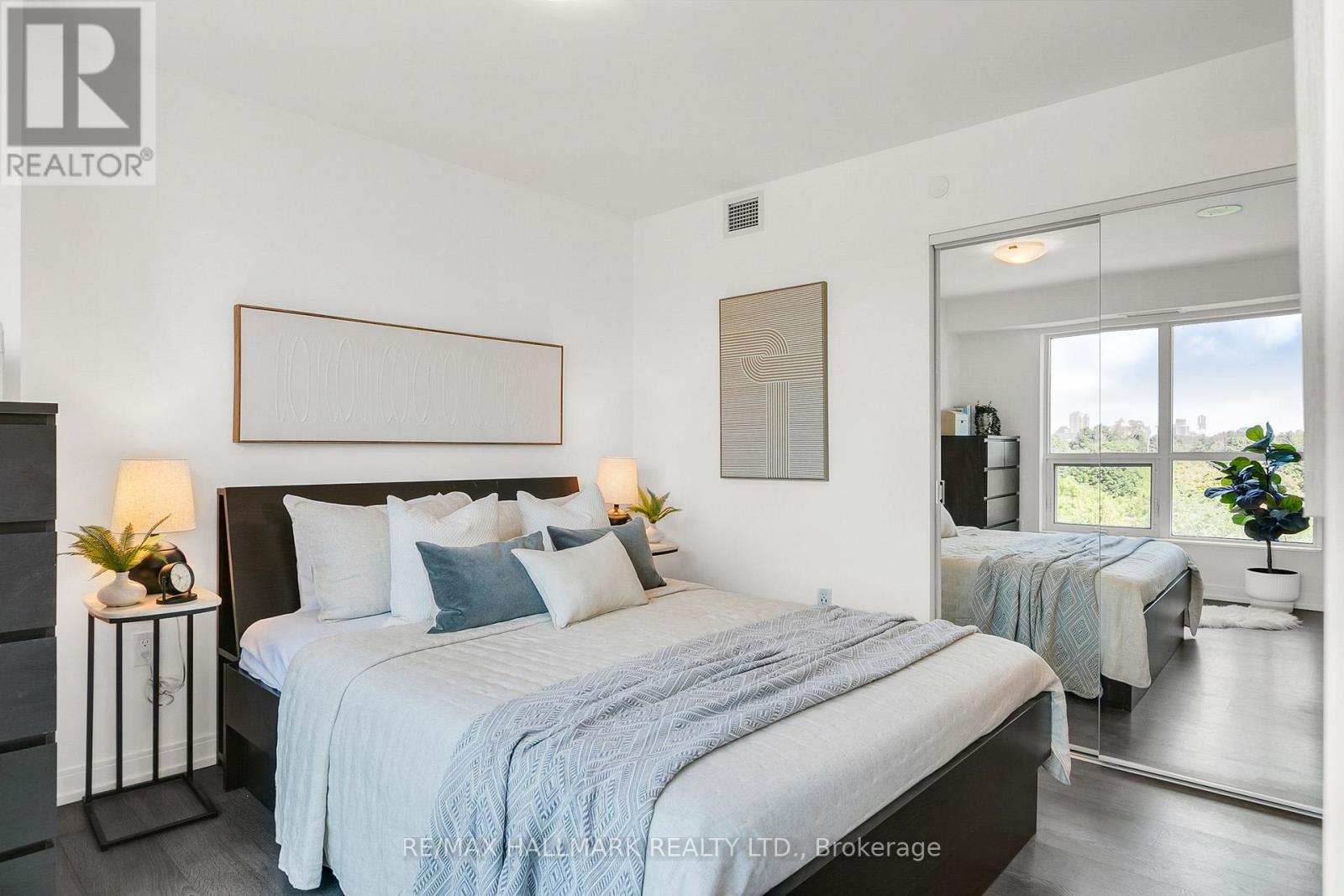 Photo 22 of 522 275 Village Green Square, Toronto ON