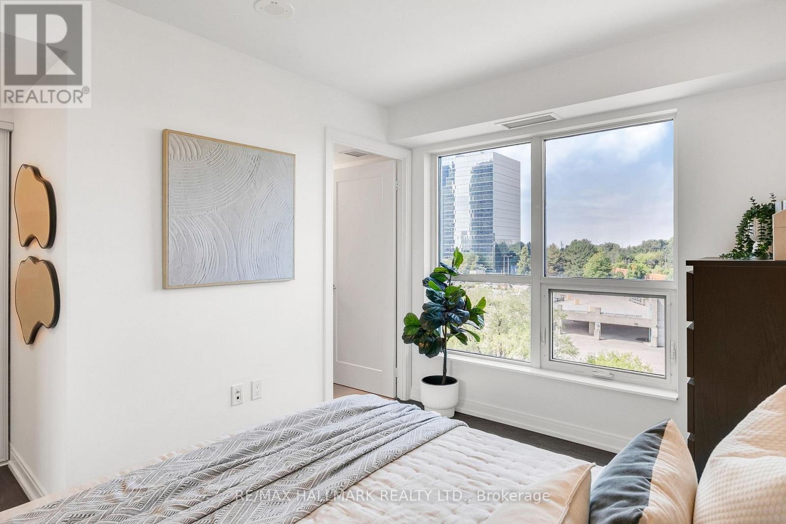Photo 23 of 522 275 Village Green Square, Toronto ON