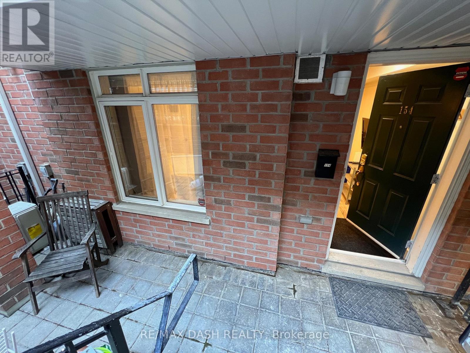 Photo 11 of 154 415 Jarvis Street, Toronto ON