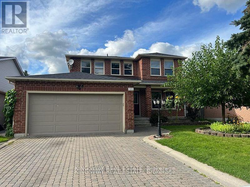Photo 1 of 325 Salisbury Lane, Newmarket ON