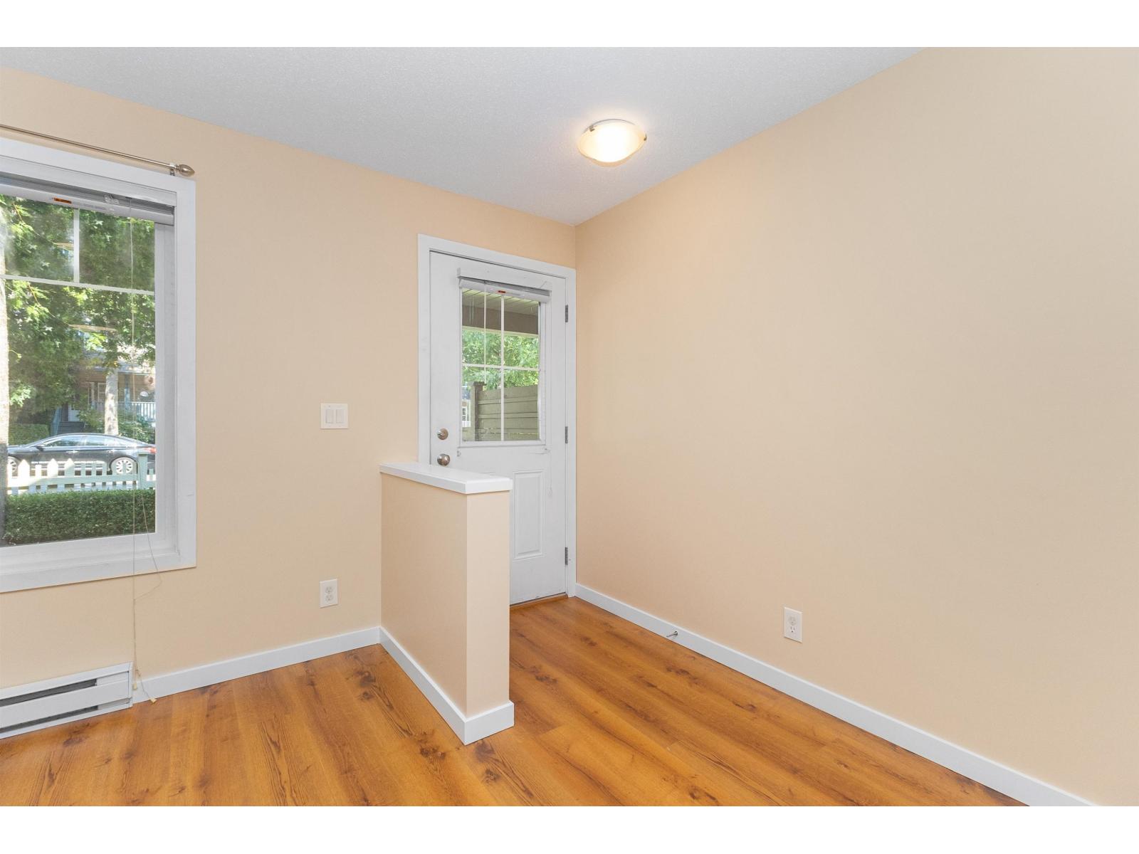 Photo 10 of 20 4401 Blauson Boulevard, Abbotsford BC