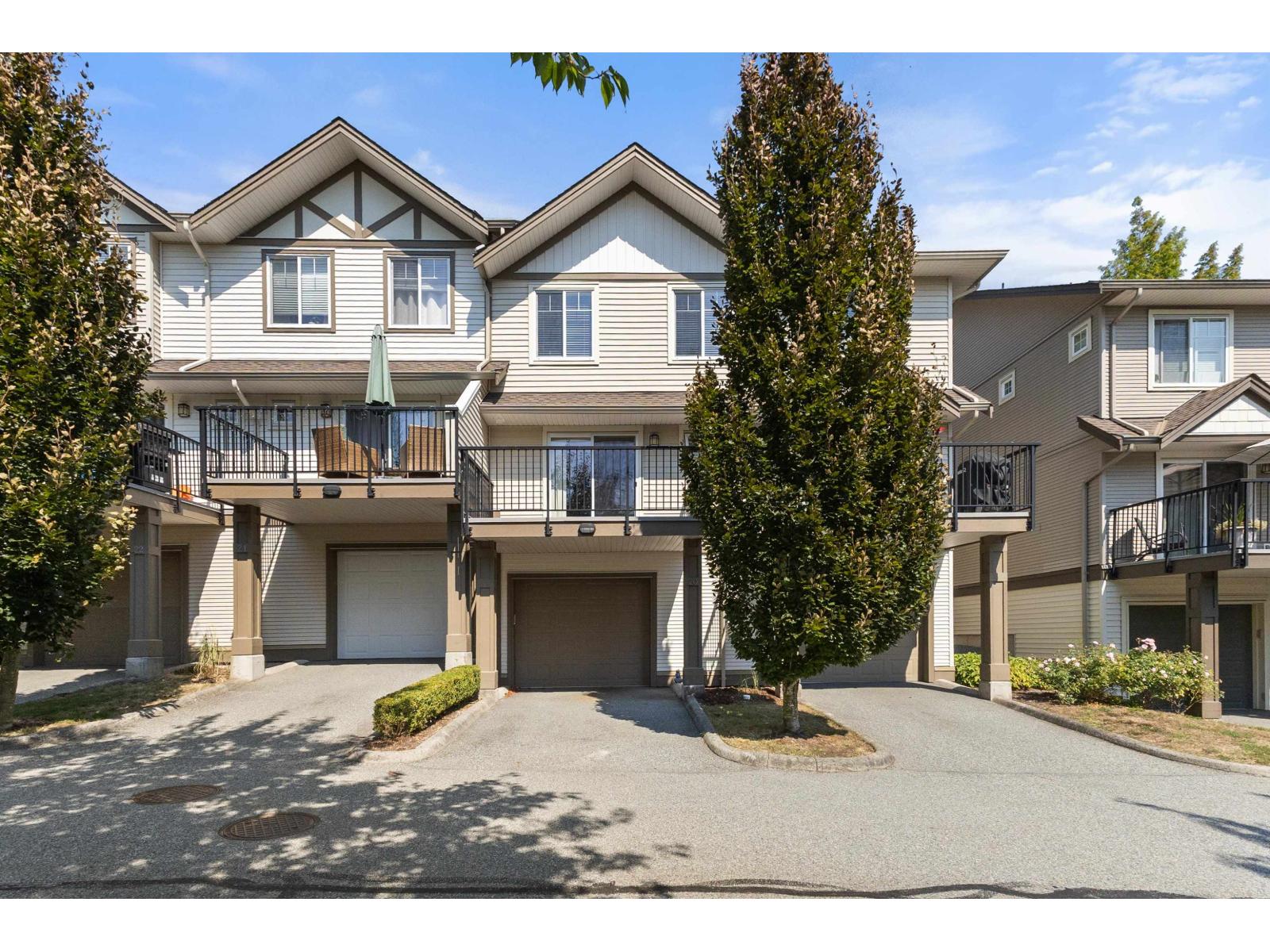Photo 1 of 20 4401 Blauson Boulevard, Abbotsford BC