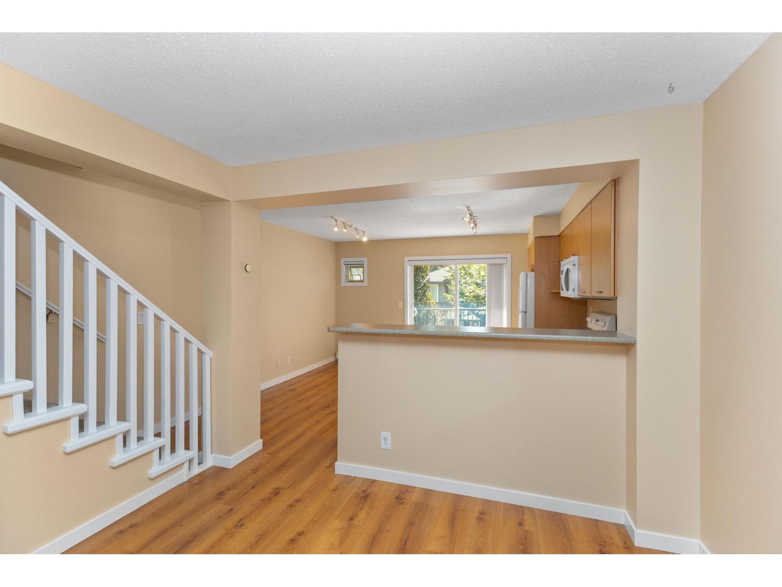 Photo 7 of 20 4401 Blauson Boulevard, Abbotsford BC
