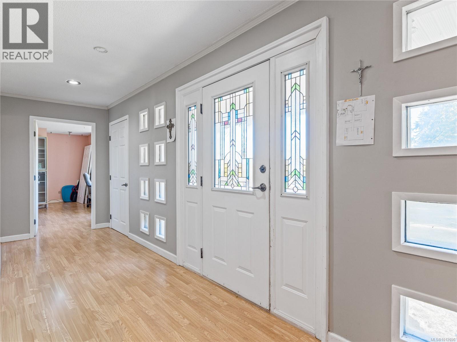 1546 GRANDOM PL - Image 2