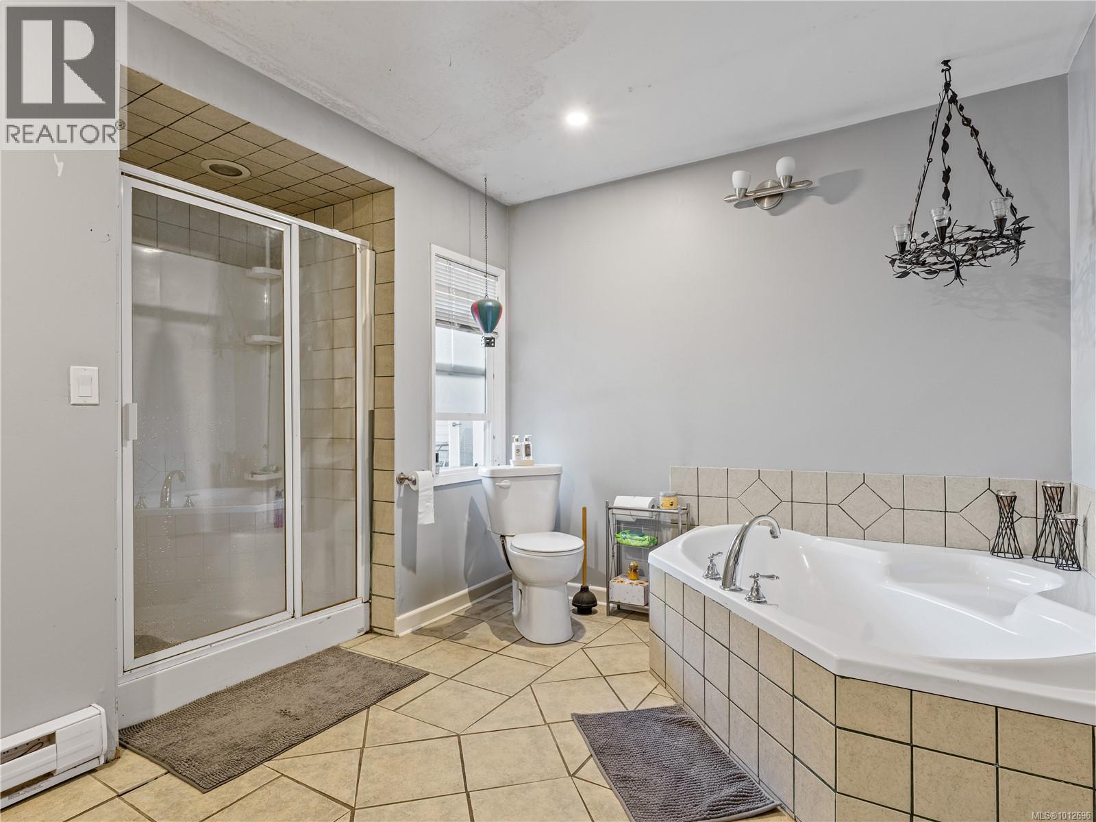 1546 GRANDOM PL - 20