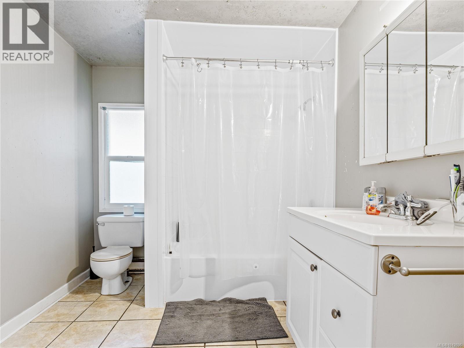 1546 GRANDOM PL - 22