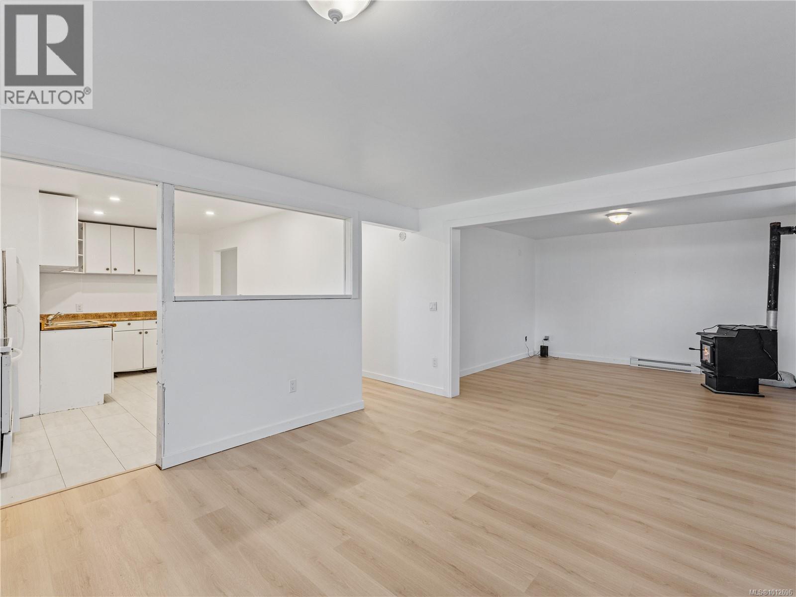 1546 GRANDOM PL - 35