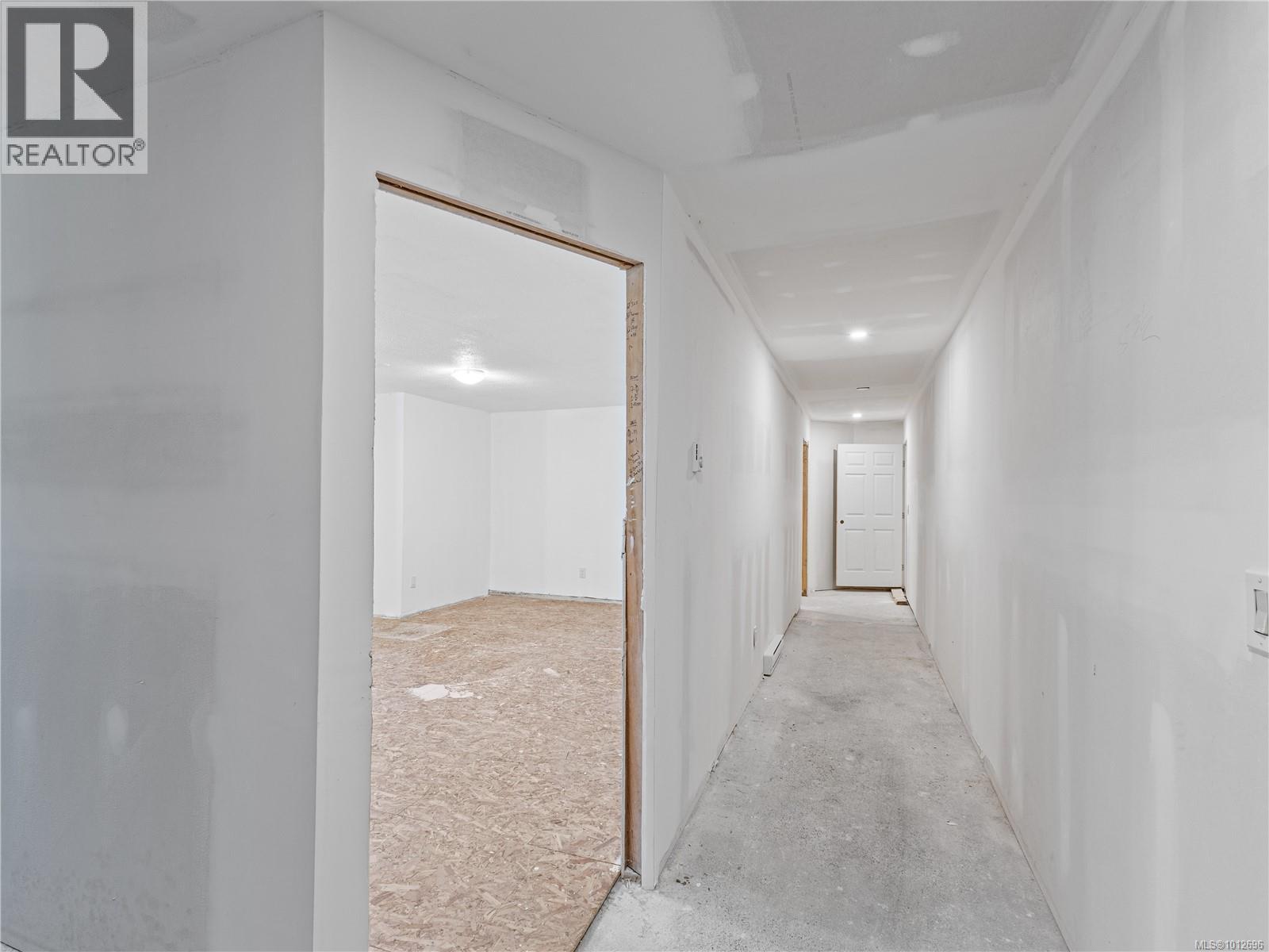 1546 GRANDOM PL - 47