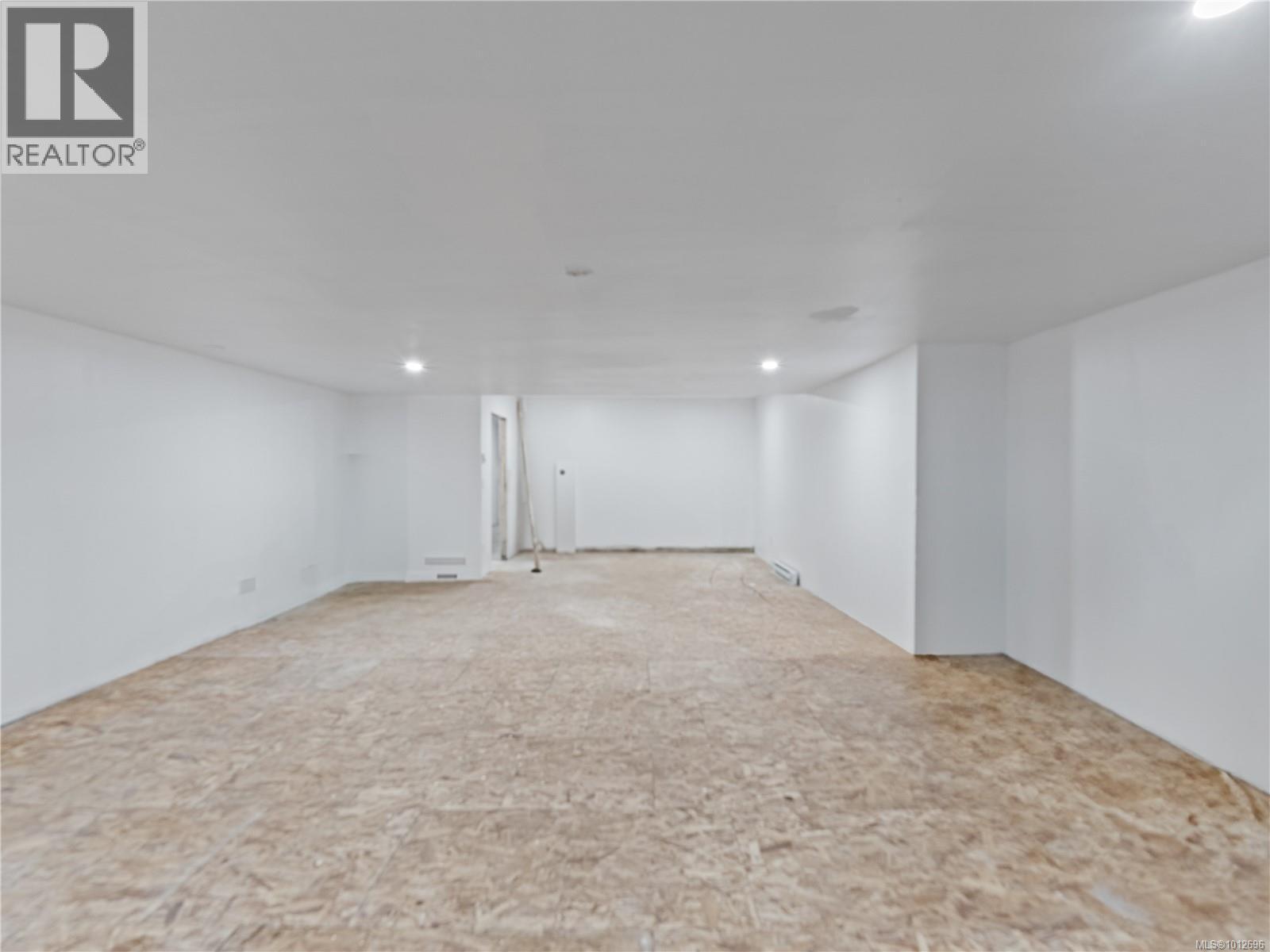 1546 GRANDOM PL - 51