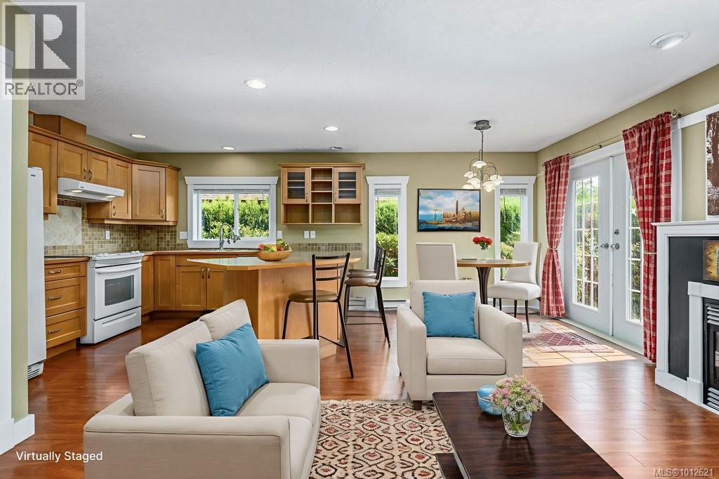 725 Lancaster Way, Comox