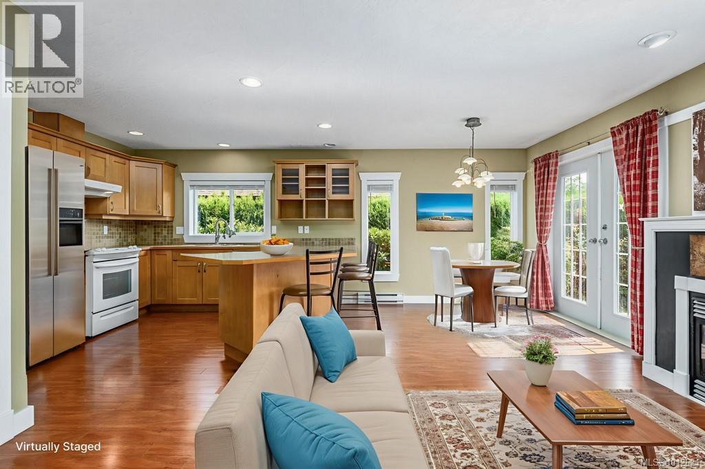 725 Lancaster Way, Comox