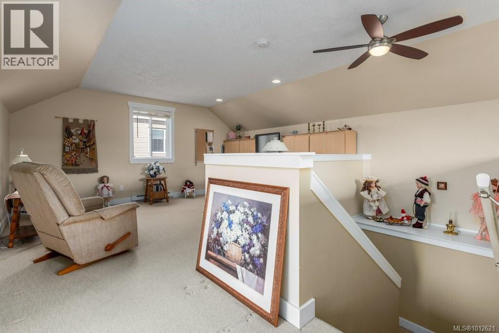 725 Lancaster Way, Comox