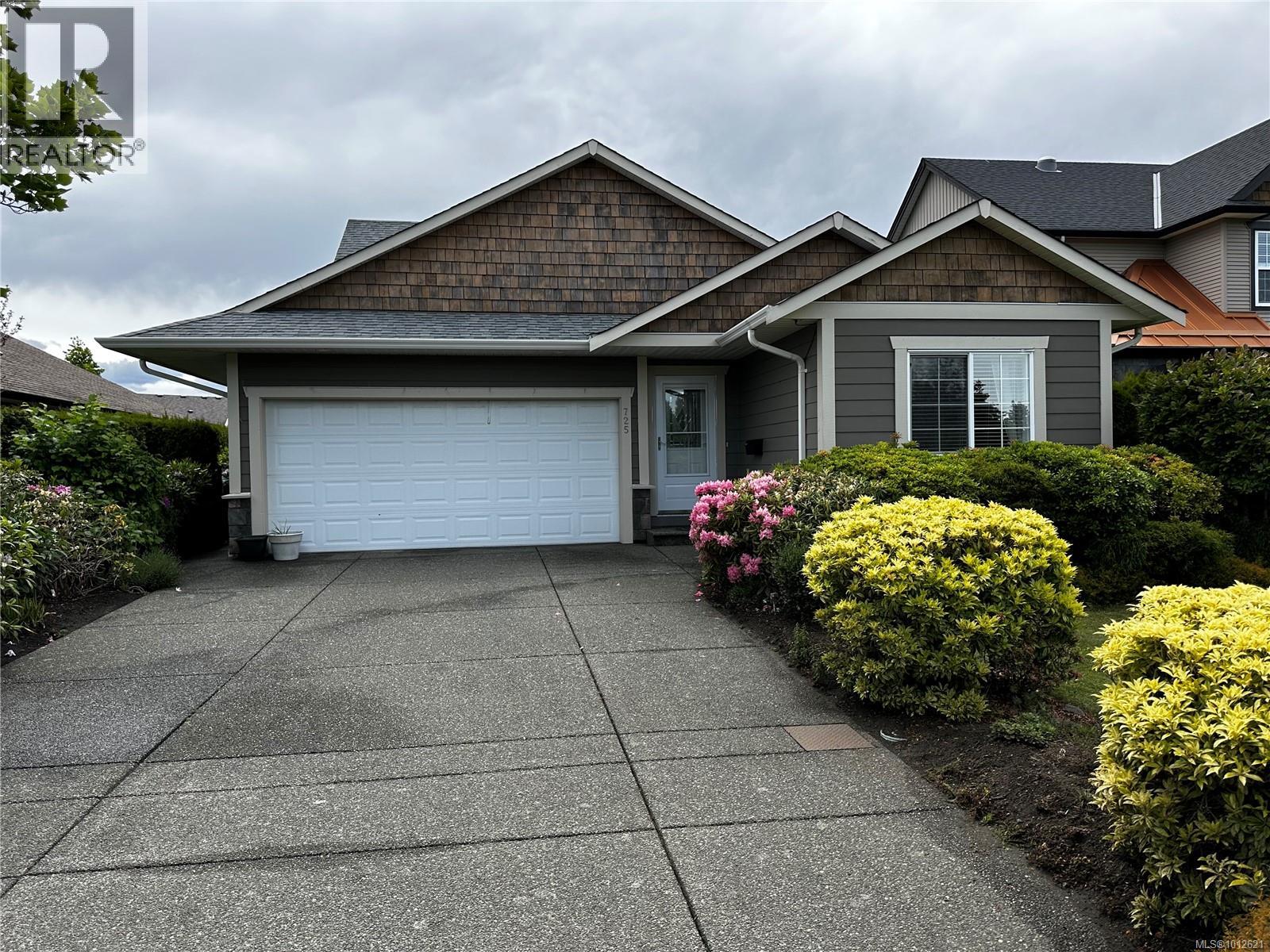 725 Lancaster Way, Comox