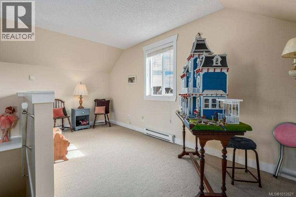 725 Lancaster Way, Comox