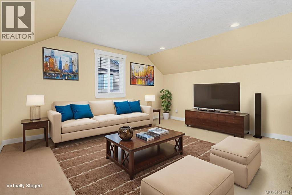 725 Lancaster Way, Comox