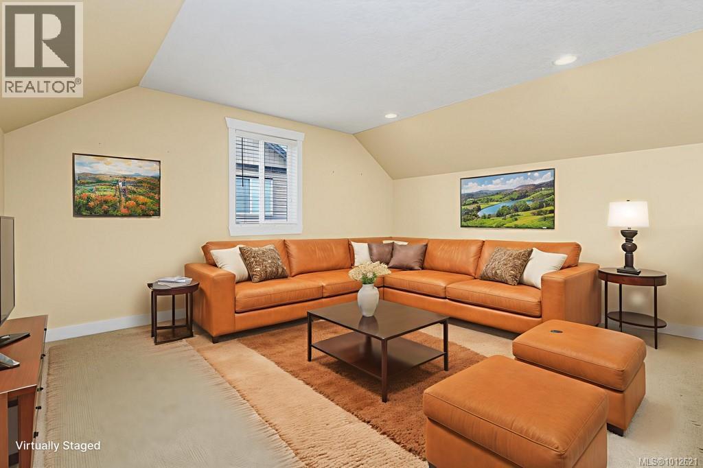 725 Lancaster Way, Comox