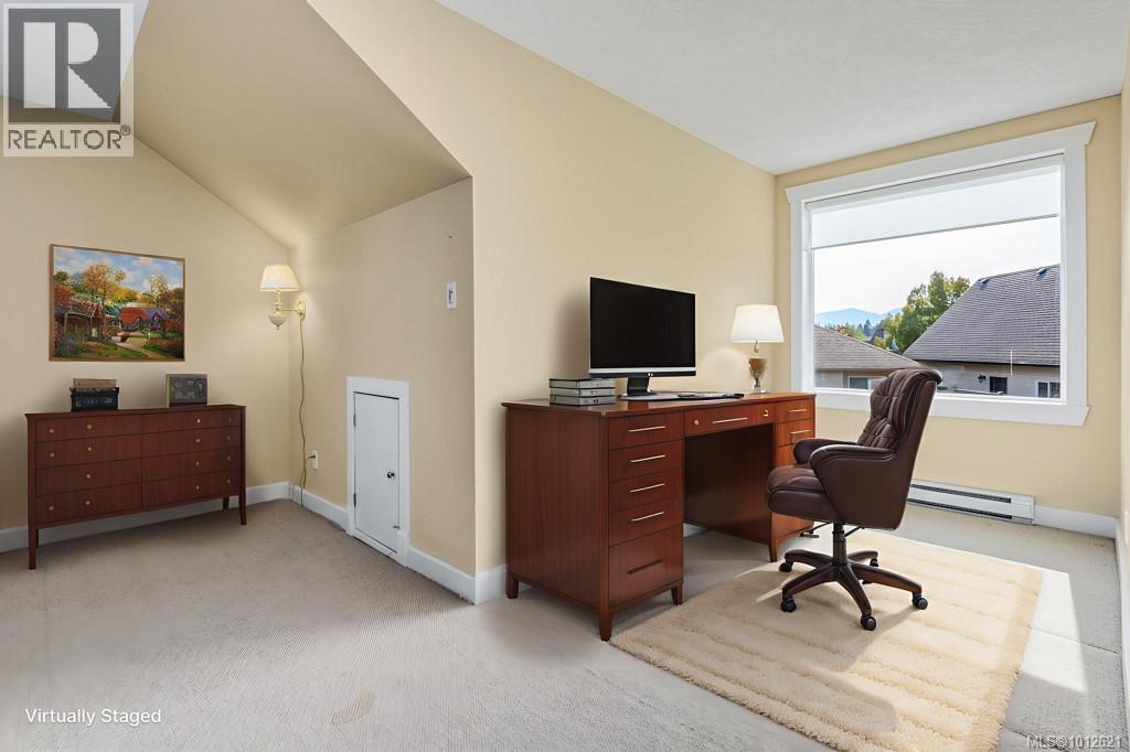 725 Lancaster Way, Comox