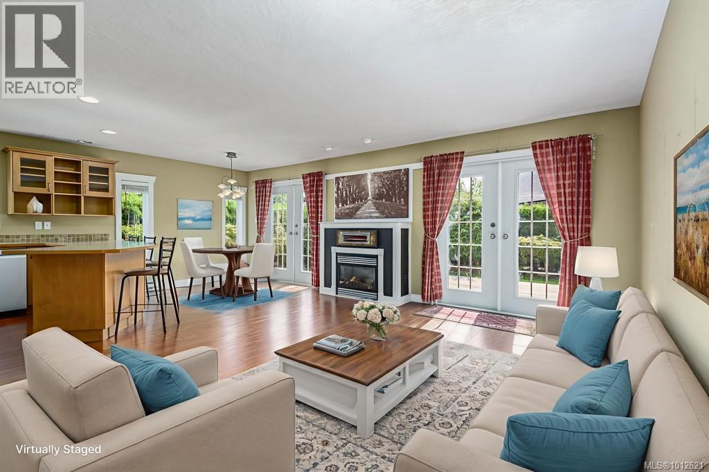 725 Lancaster Way, Comox