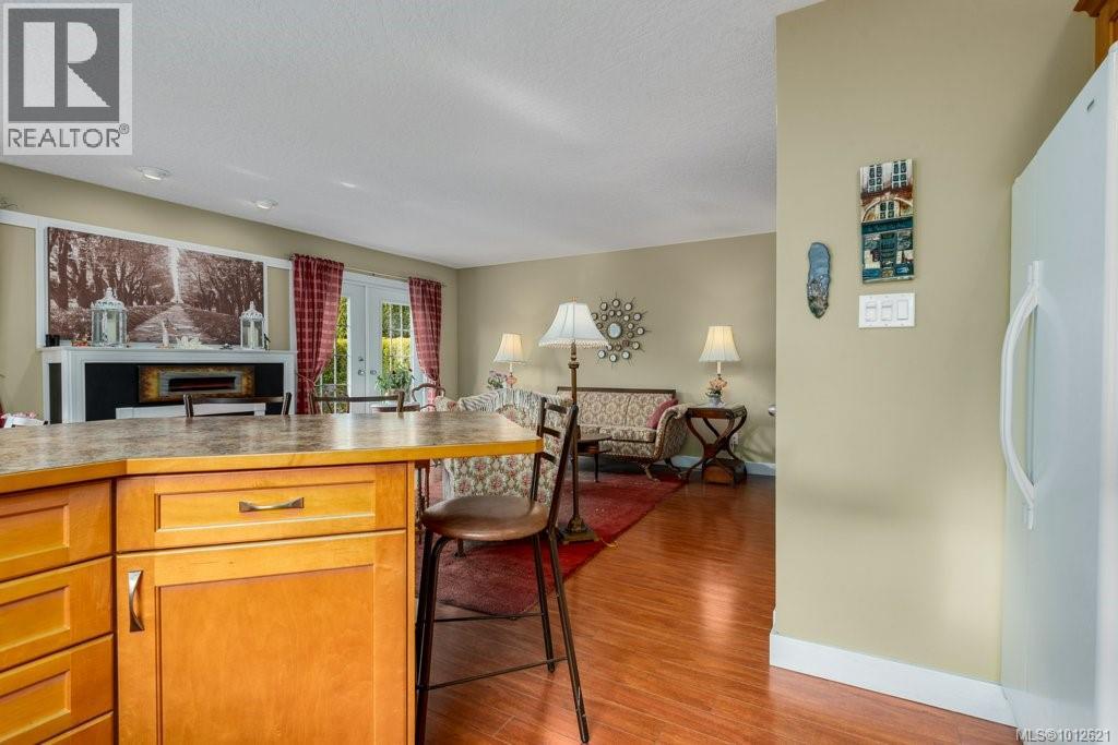 725 Lancaster Way, Comox