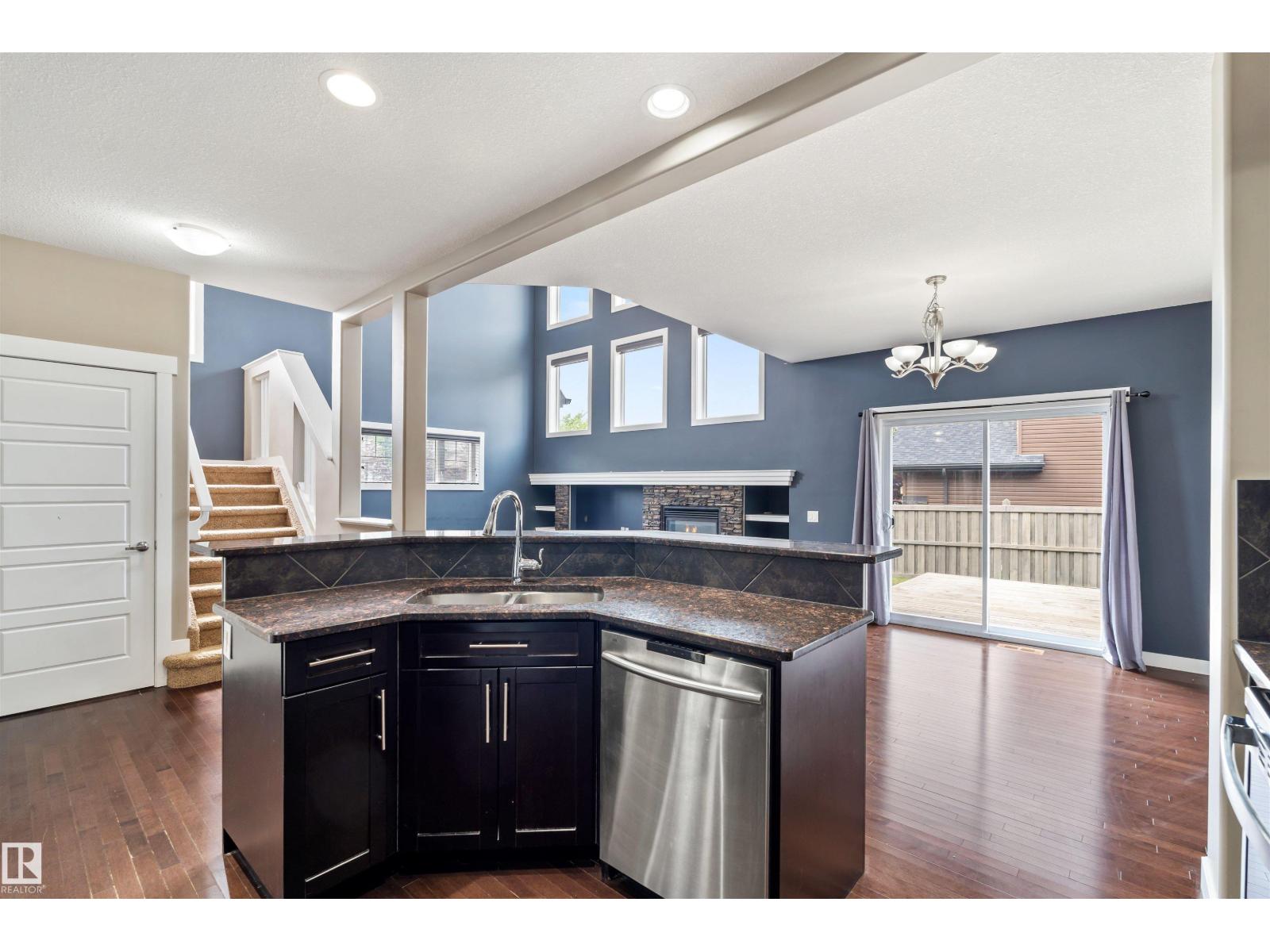 Photo 6 of 988 175 St Sw, Edmonton AB