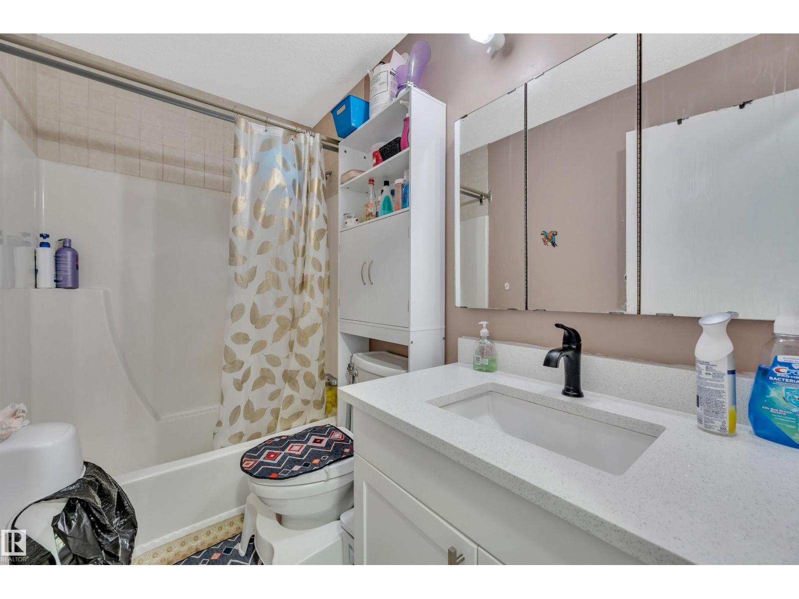 Photo 12 of 3011 139 Av Nw, Edmonton AB