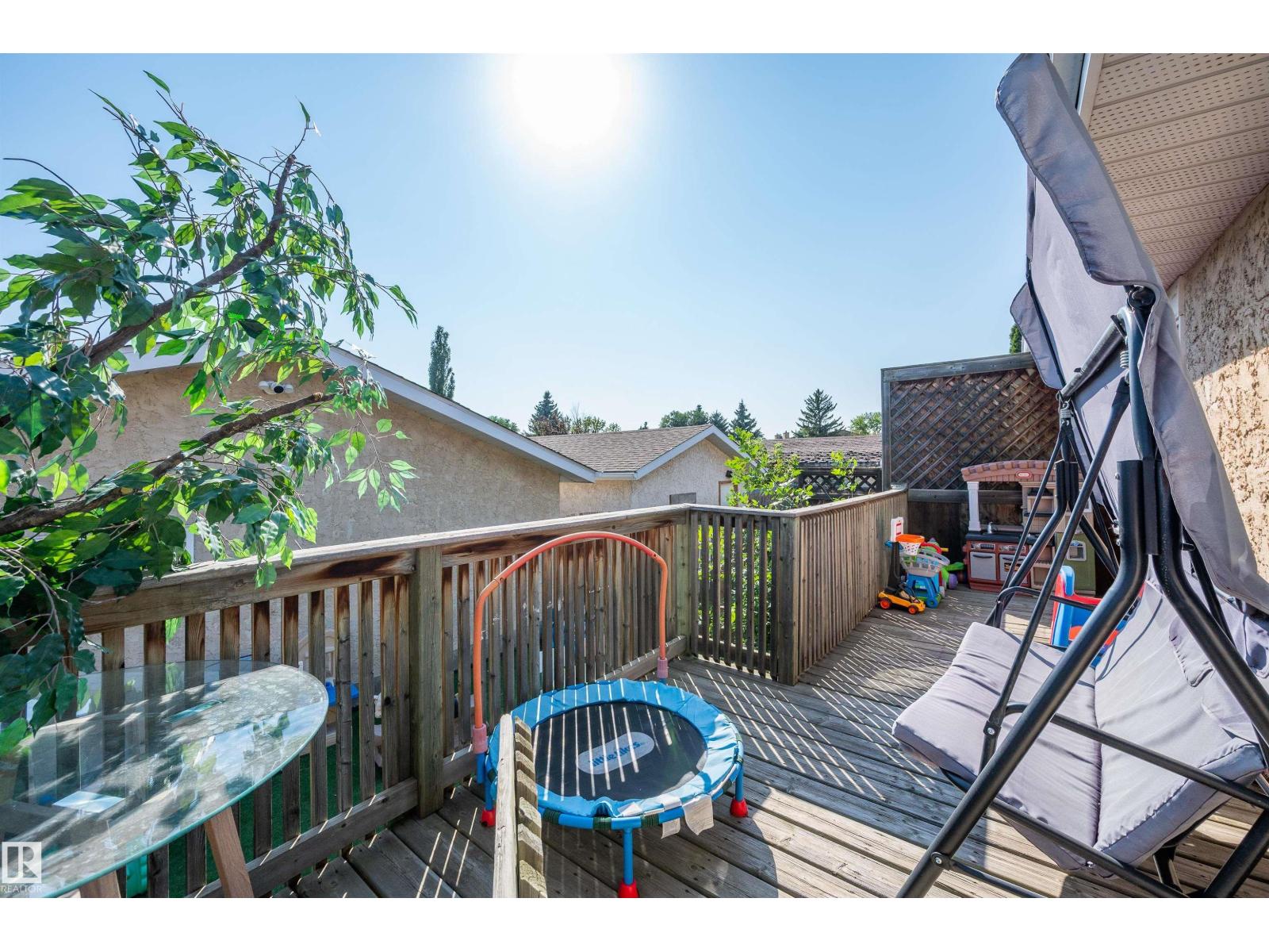 Photo 29 of 3011 139 Av Nw, Edmonton AB