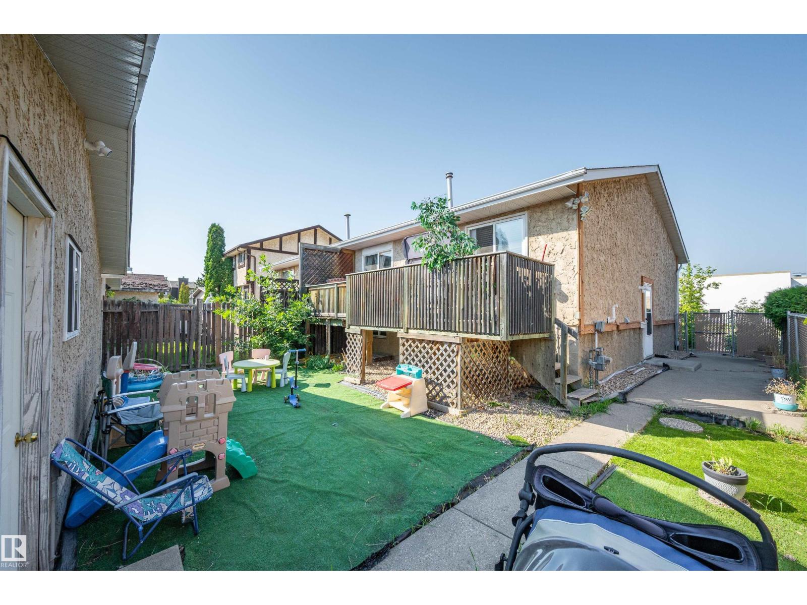 Photo 32 of 3011 139 Av Nw, Edmonton AB