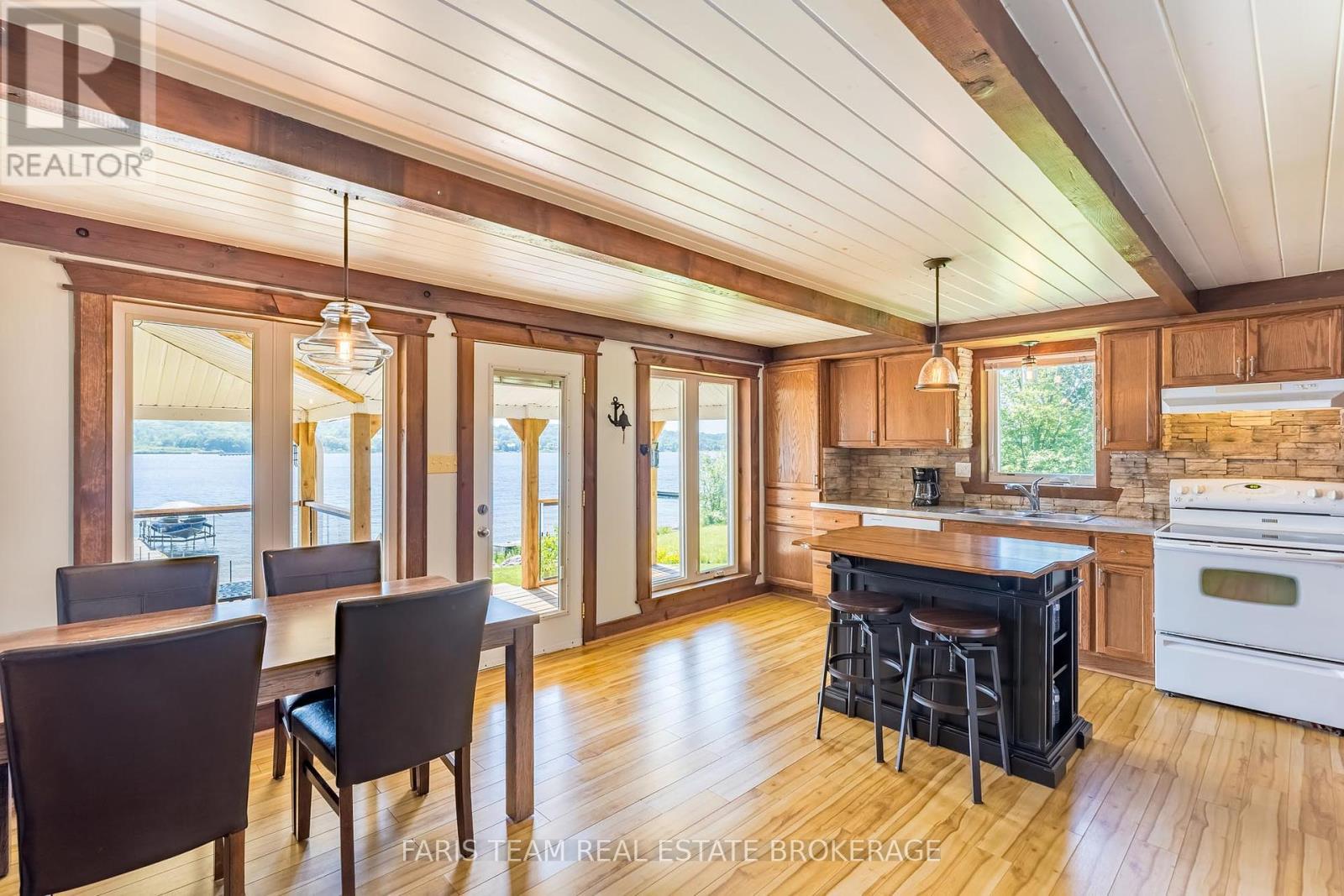 Photo 9 of 375 Champlain Road, Penetanguishene ON